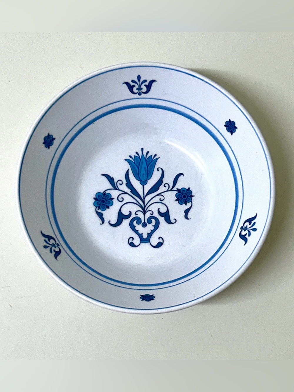 Vintage Discontinued NORITAKE Japan Progression BLUE HAVEN Coupe Cereal Bowl